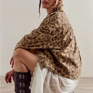 FREE PEOPLE➕WE THE FREE Opal Swing Printed Leopard Denim Jacket